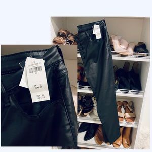 Black leather like Abercrombie jeans NWT